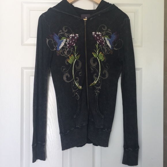 Forever 21 Tops - 🌹Hummingbirds & Roses Hoodie